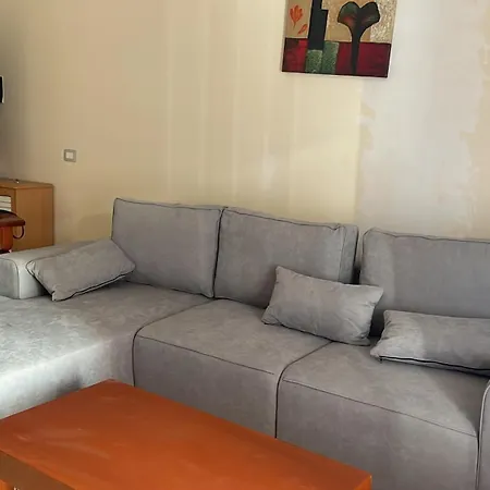 Summer Breeze Apartment